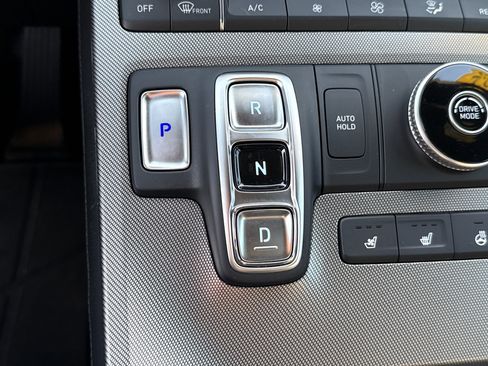 Used 2022 Hyundai Palisade Calligraphy image 34