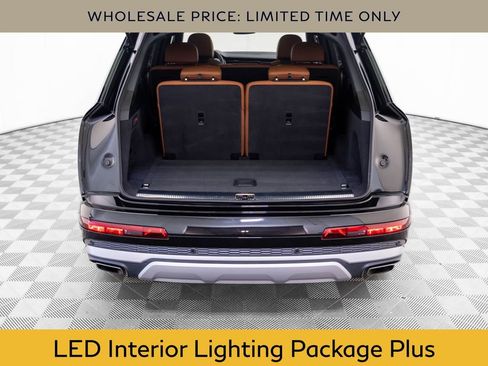 Used 2025 Audi Q7 3.0T Prestige w/ Prestige Package image 29