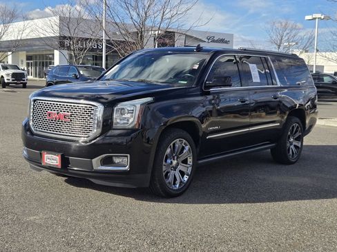 Used 2015 GMC Yukon XL Denali w/ Premium Package image 47