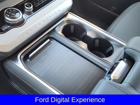 New 2026 Ford Expedition Active RWD image 20