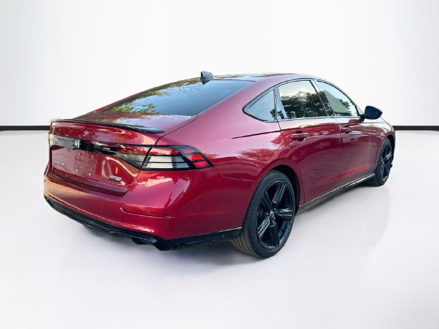 Used 2023 Honda Accord Sport image 7