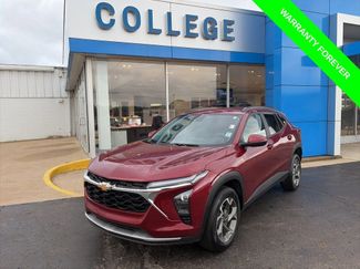 Used 2025 Chevrolet Trax LT FWD video 1