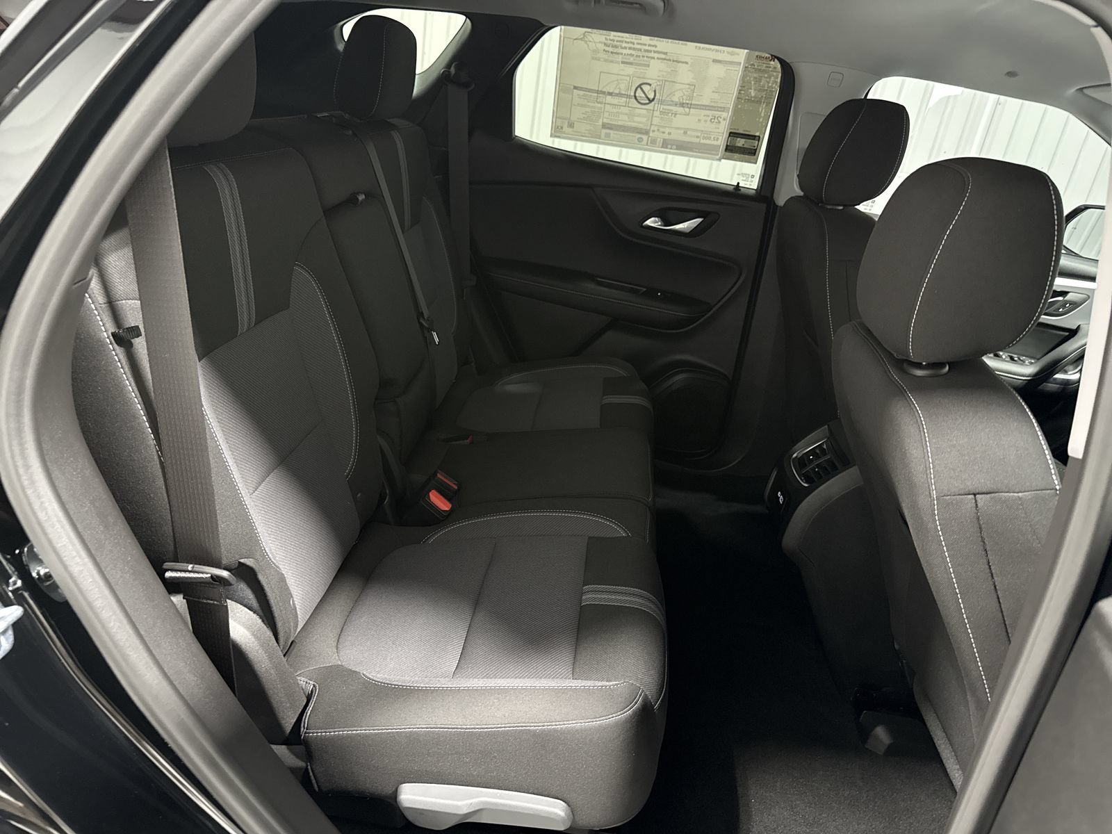 New 2026 Chevrolet Blazer LT w/ Convenience Package FWD image 28