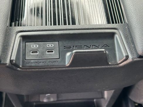 Used 2025 Toyota Sienna XSE image 24