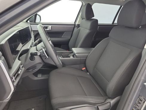 Used 2025 Hyundai Santa Fe SE FWD image 19