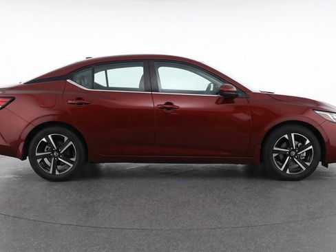Used 2025 Nissan Sentra SV FWD image 11