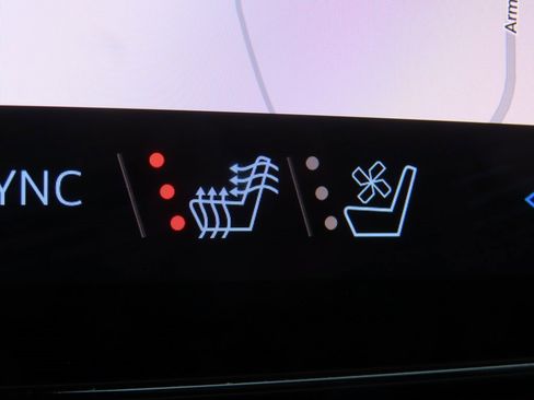 New 2026 Chevrolet Equinox EV LT w/ Convenience Package II image 10