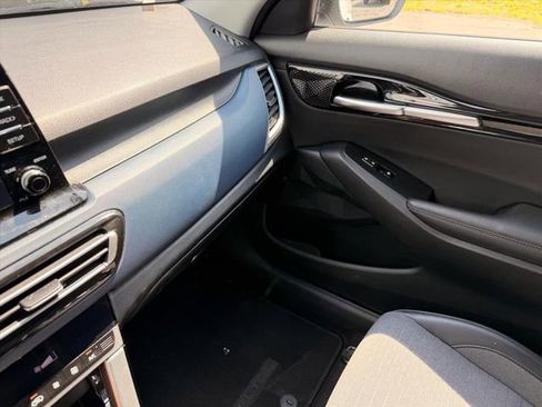 Used 2023 Kia Seltos S AWD/4WD image 11