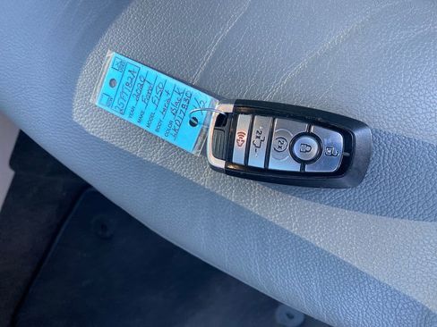 Used 2020 Ford F150 Lariat image 26