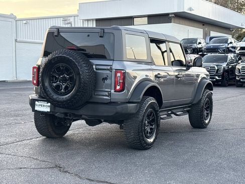 Used 2023 Ford Bronco Wildtrak image 3