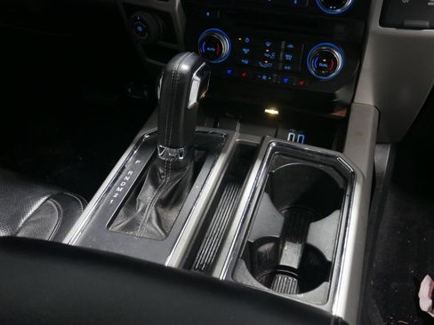 Used 2016 Ford F150 Lariat w/ Equipment Group 502A Luxury image 22