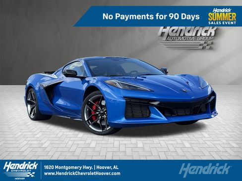 Used 2025 Chevrolet Corvette Z06 RWD image 1