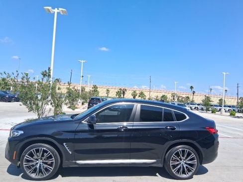 Used 2024 BMW X4 xDrive30i w/ Premium Package AWD/4WD image 3