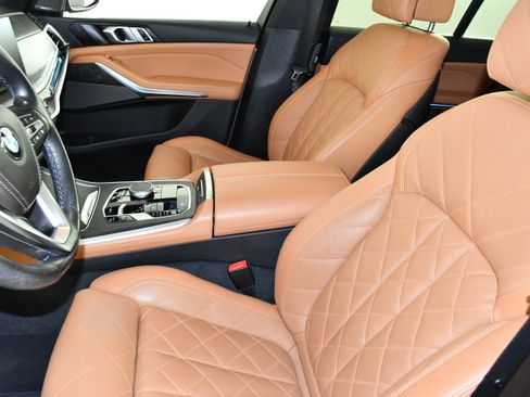 Used 2024 BMW X5 xDrive40i w/ Premium Package AWD/4WD image 38