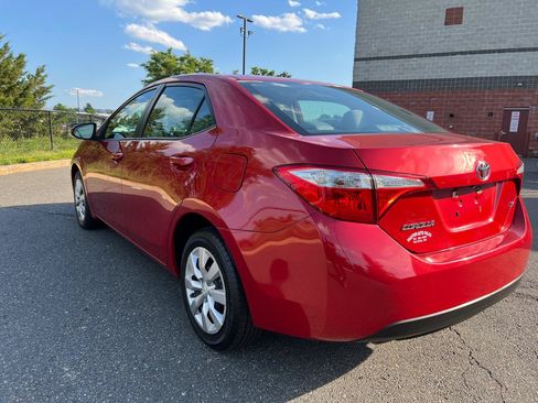 Used 2015 Toyota Corolla LE FWD image 6