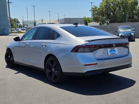 Used 2023 Honda Accord Sport image 6