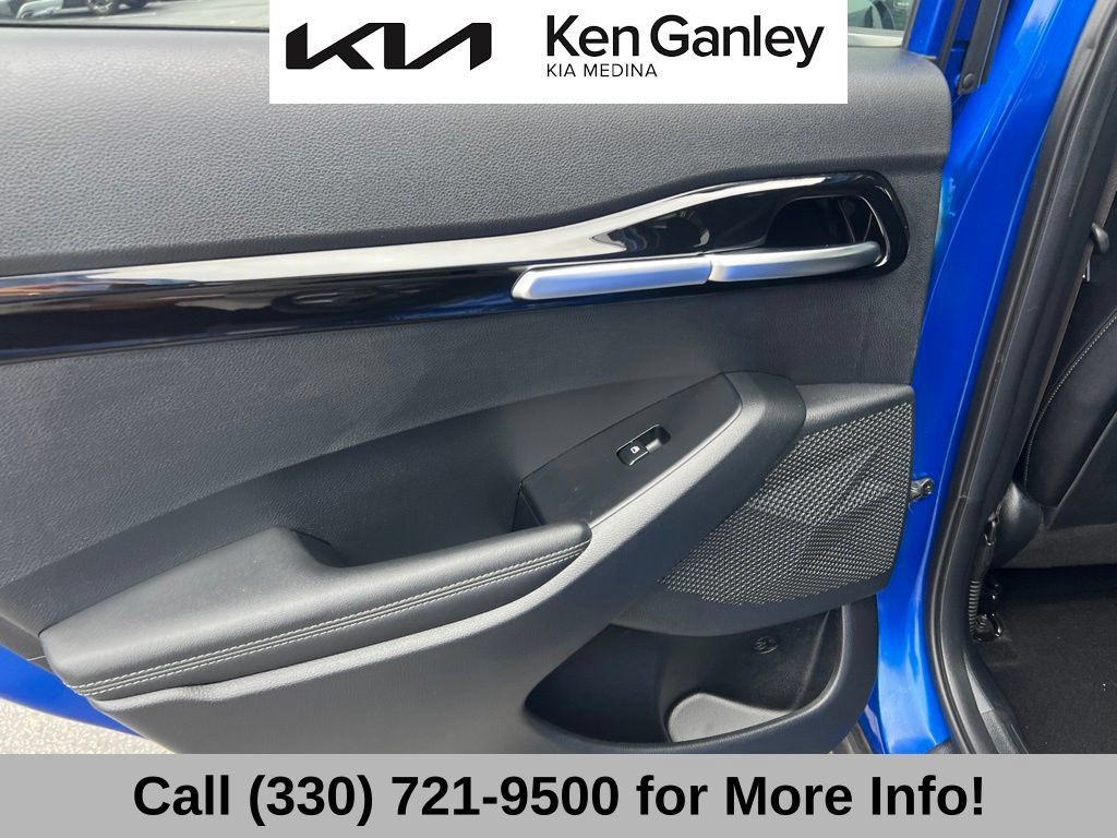 Certified 2024 Kia Seltos S AWD/4WD image 45