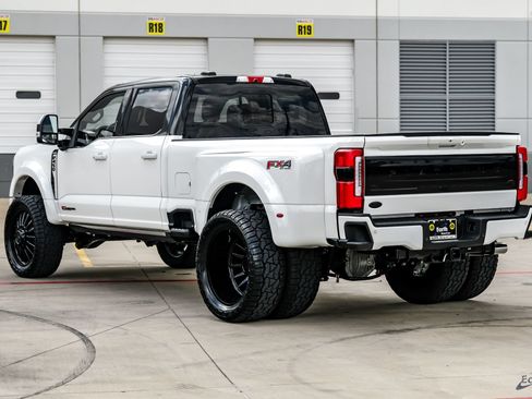Used 2026 Ford F450 Platinum w/ Platinum Plus Package AWD/4WD image 10