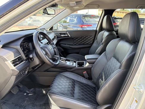 Used 2023 Mitsubishi Outlander SEL 40th Anniversary image 18