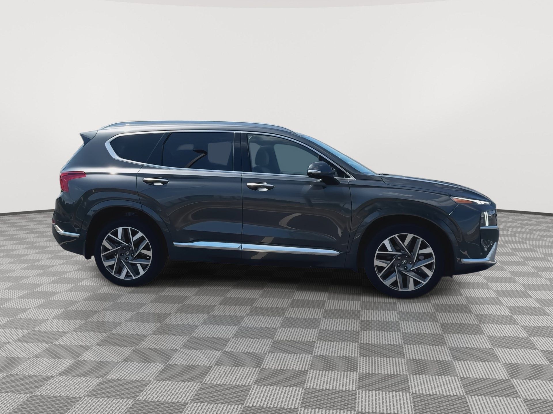 Used 2023 Hyundai Santa Fe Calligraphy w/ Cargo Package FWD image 9