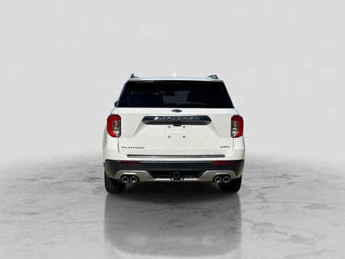 Used 2023 Ford Explorer Platinum w/ Technology Package AWD/4WD image 5