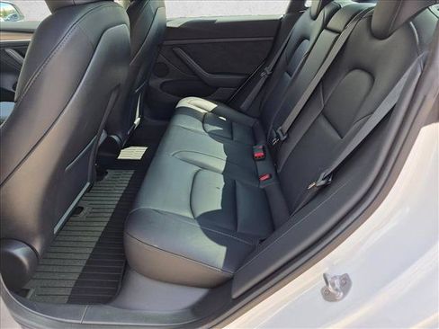 Used 2023 Tesla Model 3 Standard Range RWD image 18