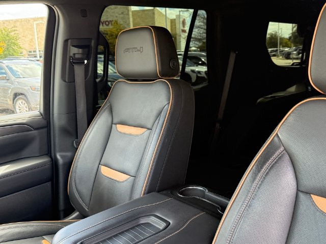 Used 2023 GMC Yukon AT4 w/ AT4 Premium Plus Package AWD/4WD image 16