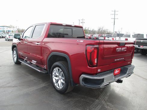 Used 2021 GMC Sierra 1500 SLT w/ SLT Premium Plus Package image 9