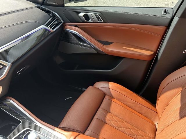Used 2023 BMW X6 M50i w/ Executive Package AWD/4WD image 37