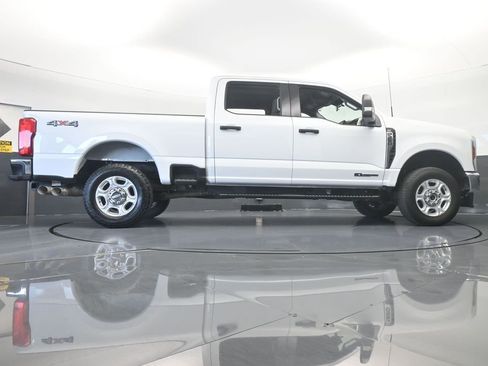 Used 2025 Ford F250 XLT image 65