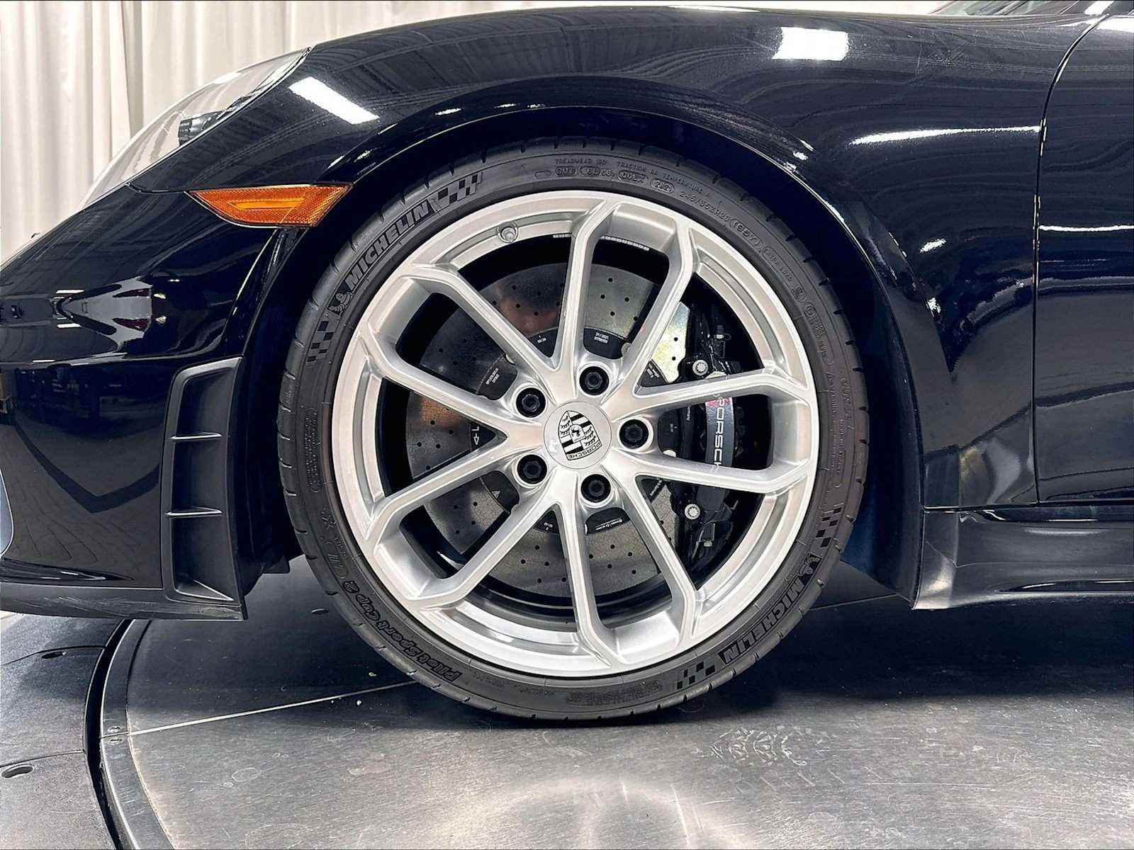 Used 2022 Porsche 718 Boxster Spyder RWD image 14
