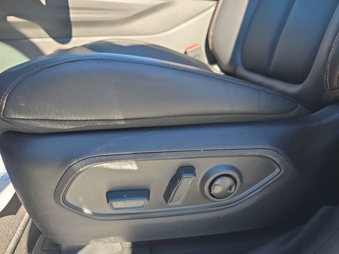 New 2026 Jeep Cherokee Limited image 13