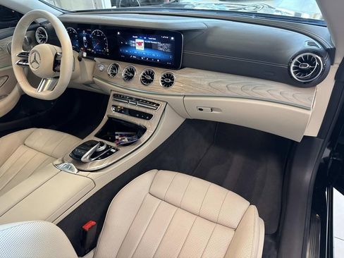 Used 2023 Mercedes-Benz E 450 Cabriolet image 12