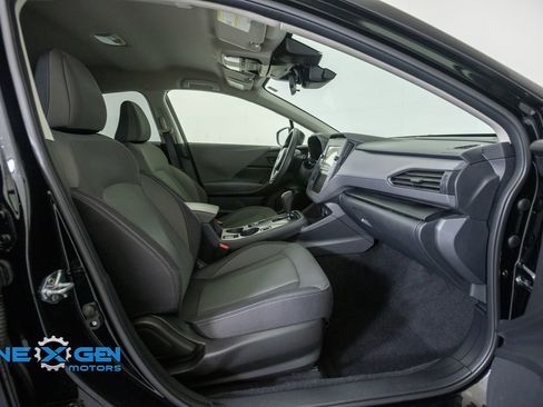 Used 2024 Subaru Crosstrek 2.0i AWD/4WD image 40