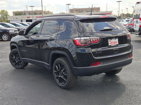 New 2026 Jeep Compass Latitude image 15
