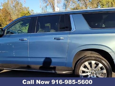 New 2026 Chevrolet Suburban Premier image 8