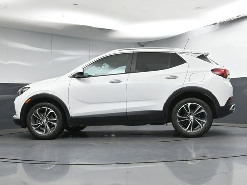 Used 2023 Buick Encore GX Select FWD image 28