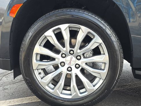 Used 2022 GMC Yukon Denali AWD/4WD image 28