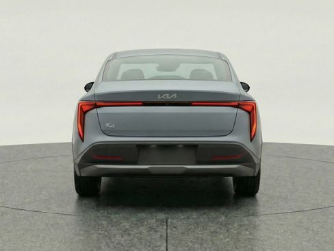 Used 2025 Kia K4 FWD image 7