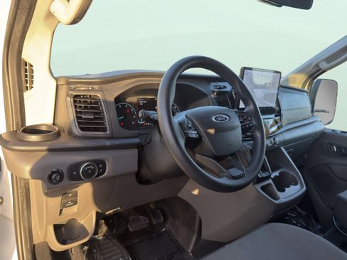 Used 2023 Ford Transit 350 XLT image 14