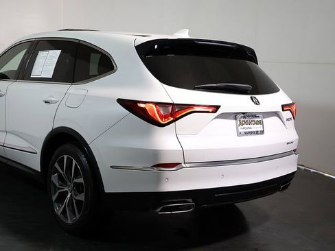 Certified 2024 Acura MDX SH-AWD w/ Technology Package image 11