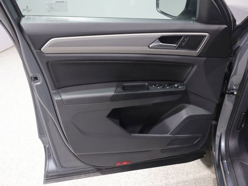 Used 2019 Volkswagen Atlas SE AWD/4WD image 12