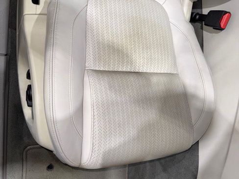 Used 2016 Jaguar XF Prestige image 85