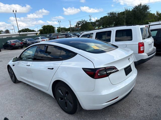 Used 2023 Tesla Model 3 Standard Range RWD image 3