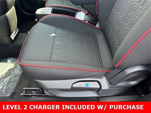 New 2024 FIAT 500 e (RED) image 12