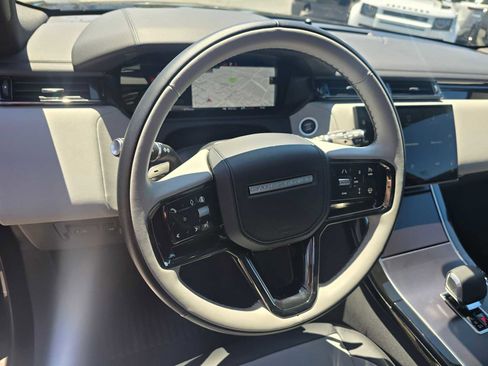Used 2026 Land Rover Range Rover Velar Dynamic SE AWD/4WD image 26