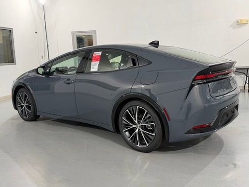 New 2026 Toyota Prius XLE image 6