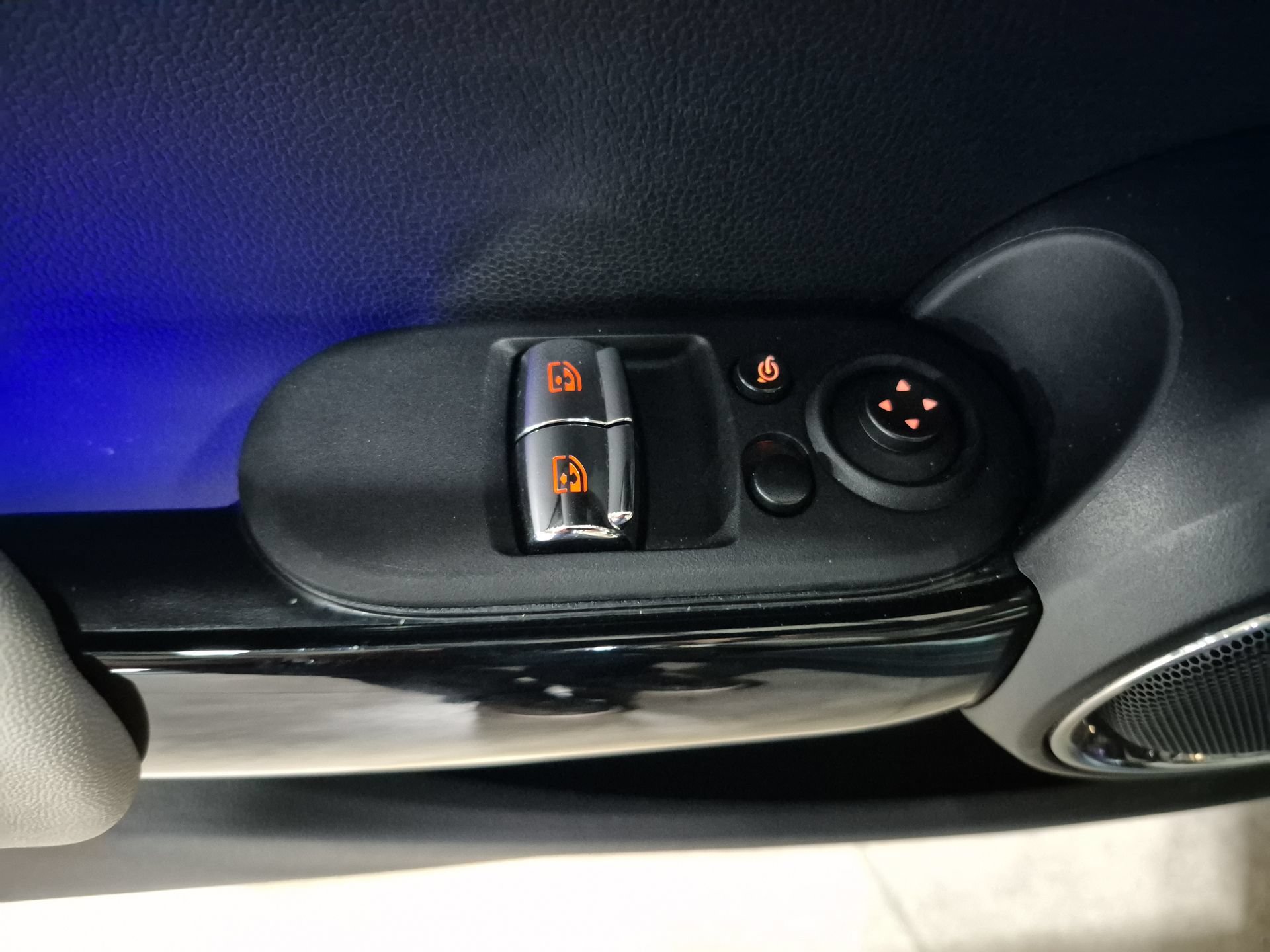 Used 2019 MINI Cooper S w/ Storage Package FWD image 23