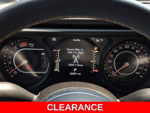 Used 2024 Jeep Wrangler Unlimited Sahara w/ Safety Group AWD/4WD image 20
