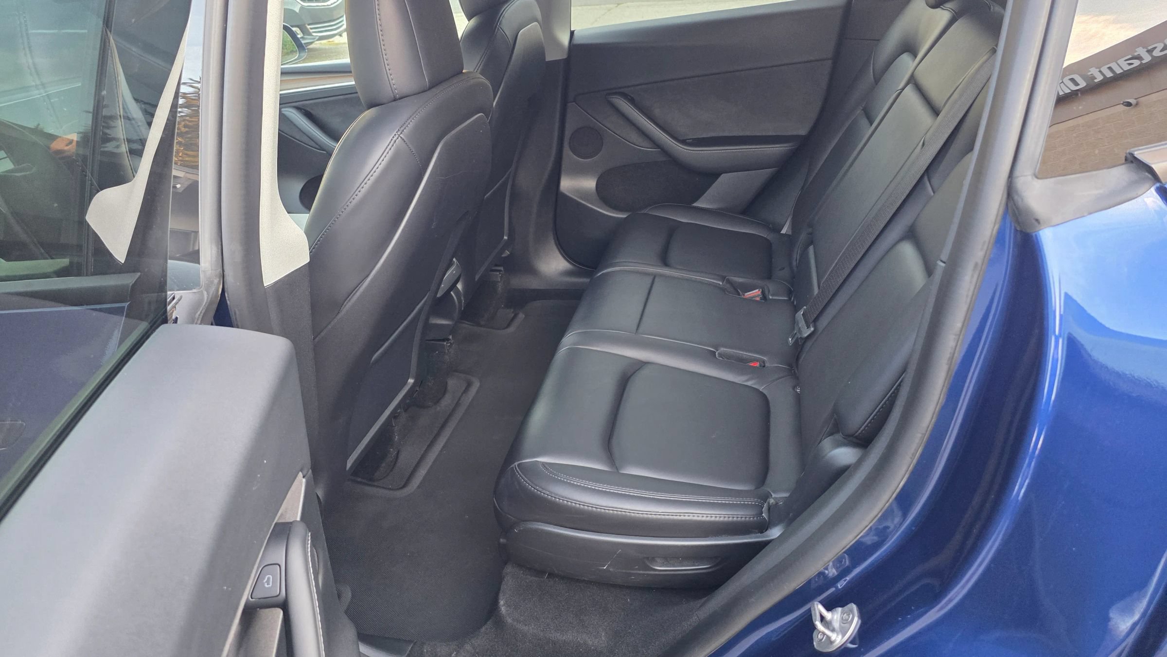 Used 2023 Tesla Model Y Long Range AWD/4WD image 11